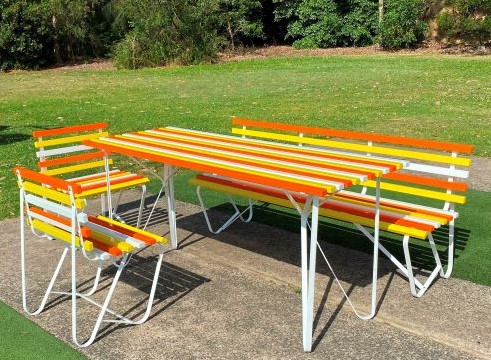 Garden Setting - Powder Coated Aluminium Battens